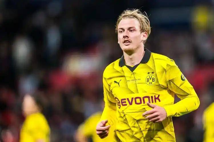 杜特拉尔认为，布兰特需要走出德甲“闯一闯”，吉拉西还有心魔